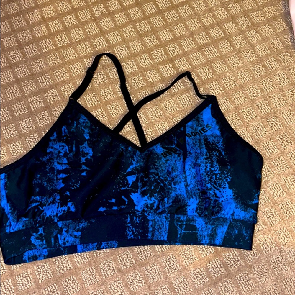 Better bodies sports bra **never worn**